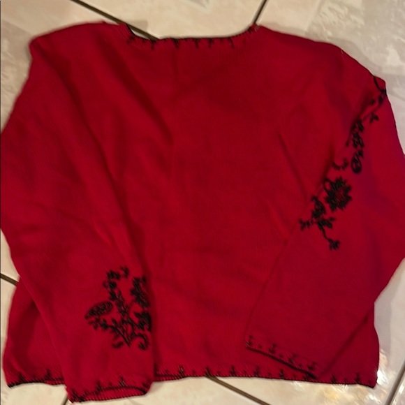 Vintage Heirloom Collectibles Red Cardigan with Black Accents Size PM - Picture 8 of 8